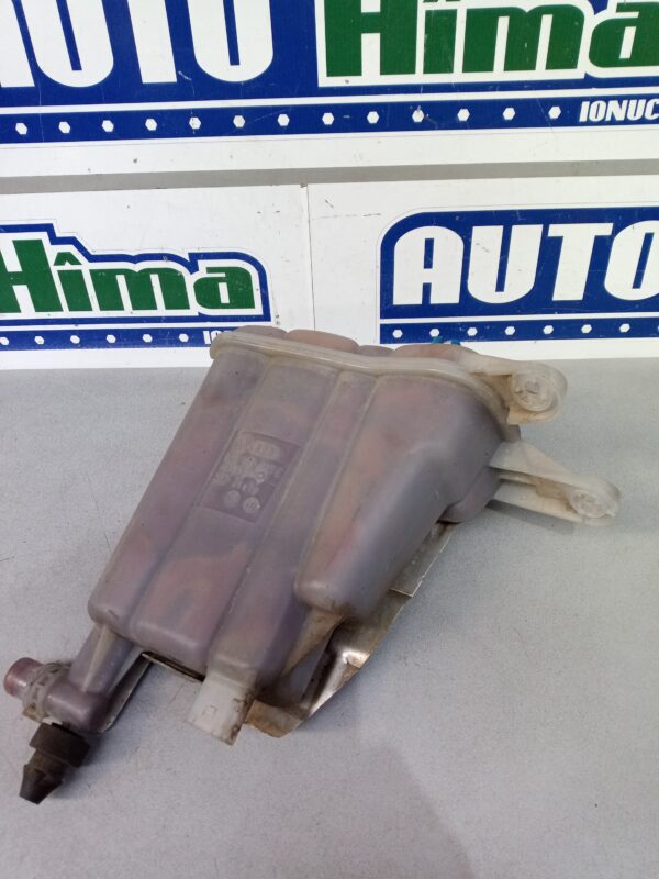 Vas expansiune 8K0121405E Audi A5 8T  2007-2016