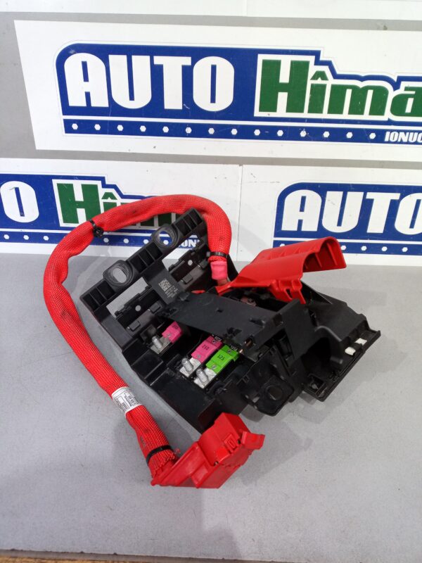 Panou sigurante cu borna baterie plus 6841701-01 6839820  BMW X3 G01  F97  2017-2024