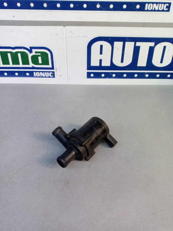 Pompa recirculare apa 1K0965561F Volkswagen Touareg 7P  2010-2018