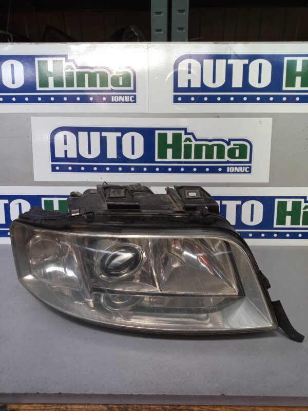 Far dreapta cu xenon fara cod Audi A6 4B (C5)  1997-2004