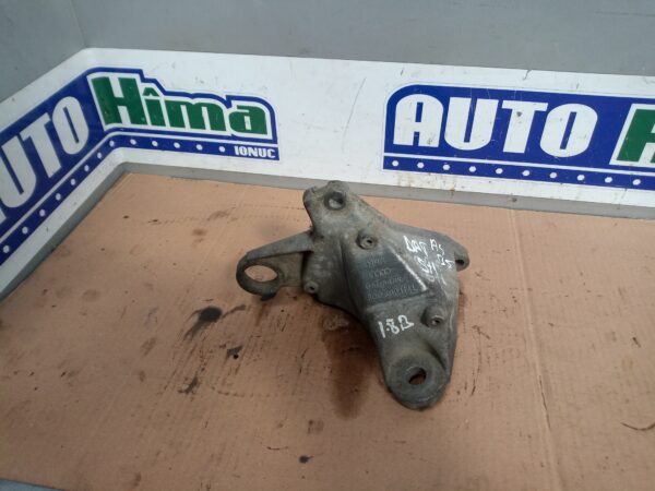 Suport dreapta cutie manuala 8D0399114L / 1.8B(Aluminiu) Audi A4 B5  1994-2001