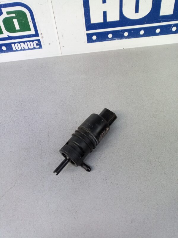 Pompa spalator parbriz 67.12 6934160-01 BMW Seria 5 F10  2010-2014