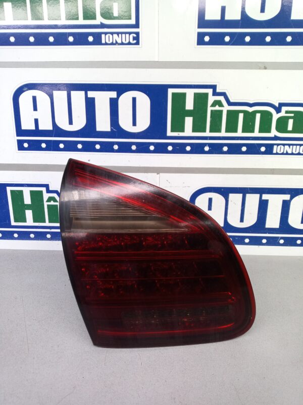Stop stanga haion cu LED 7P5945093M Porsche Cayenne 2 (92A)  2010-2025