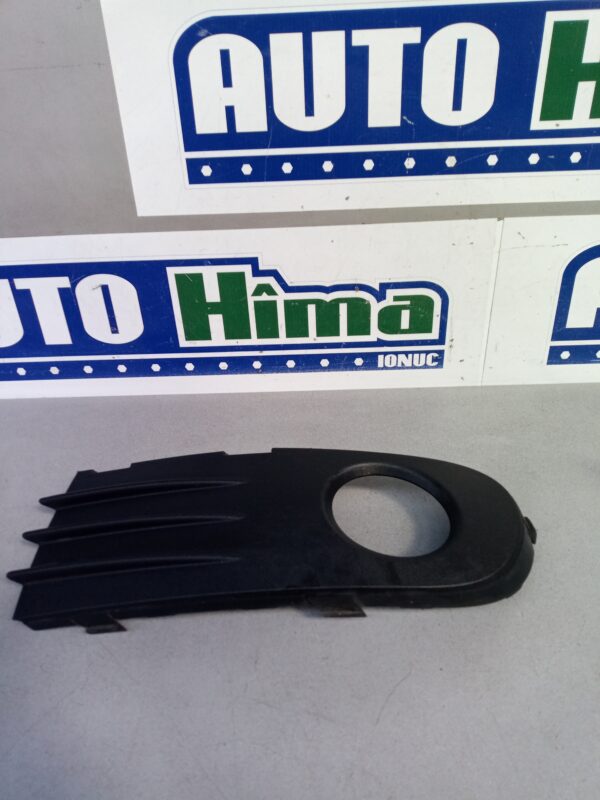 Grila proiector stanga 30657007 Volvo S40 MK1 1995-2004