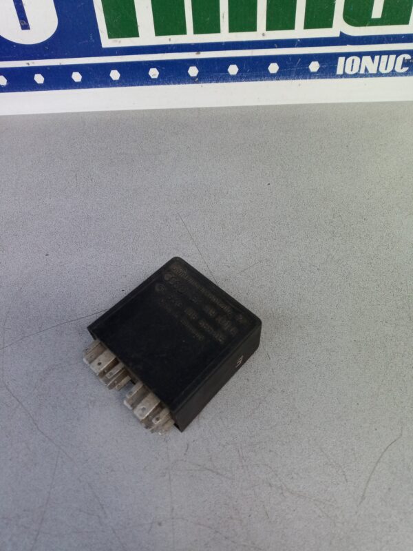 Releu control lumini 393 4B0919471A Audi A6 4B (C5)  1997-2004