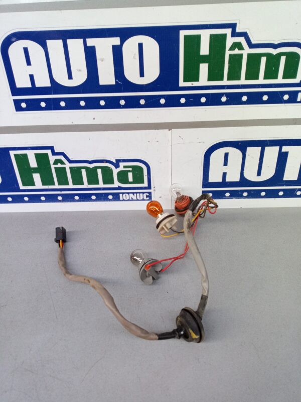 Soclu stop fara cod Chevrolet Aveo MK2 T300 2011-2020