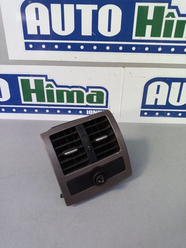 Grila aer spate 4B0819203D Audi A6 4B (C5)  1997-2004