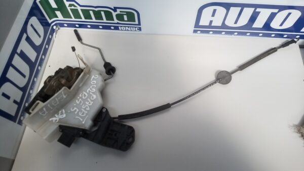 Broasca usa dreapta fata 3B2837016A Volkswagen PASSAT B5.5  2000-2005
