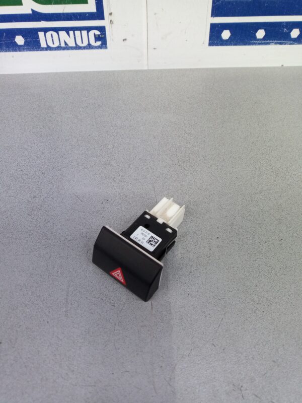 Buton avarii 3T0953235D Skoda Superb II (3T)  2008-2015