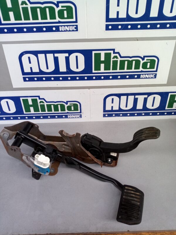 Pedalier 31329058 31341100 Volvo XC60 MK1  2008-2017