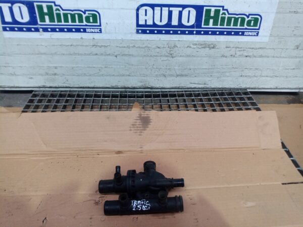 Carcasa termostat 8200154296 / 8200154300 / 2.5DCI Renault Trafic 2 2001-2014 2.5DCI