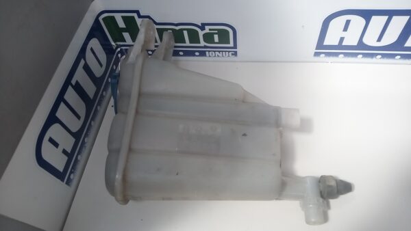 Vas expansiune 8K0121405E Audi A4 B8  2008-2016