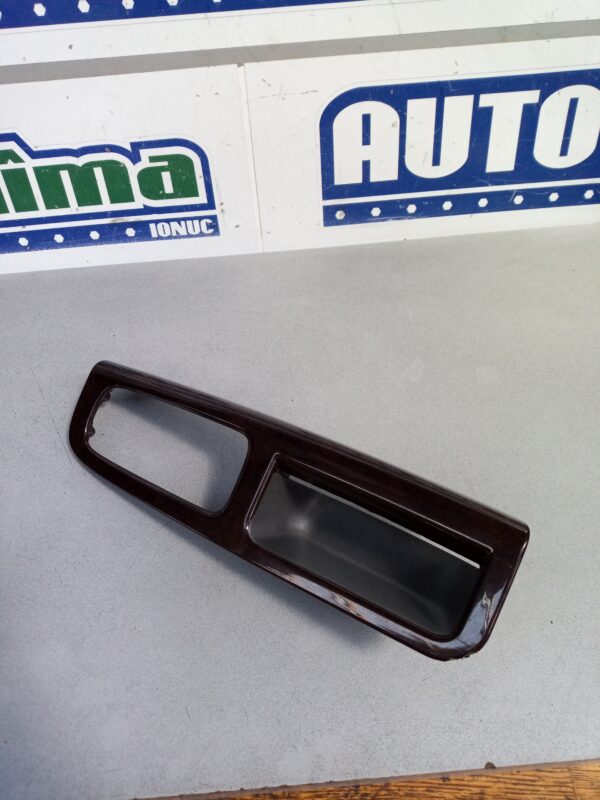Ornament butoane geamuri sofer 8679667 Volvo V50  2004-2012