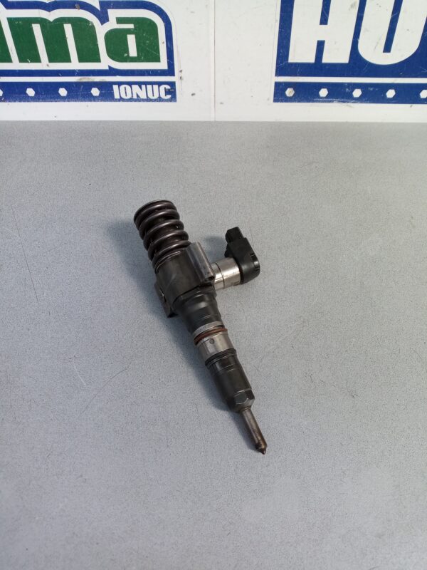 Injector Siemens Continental 03G130073T 2.0 TDI Volkswagen PASSAT B6  2005-2011