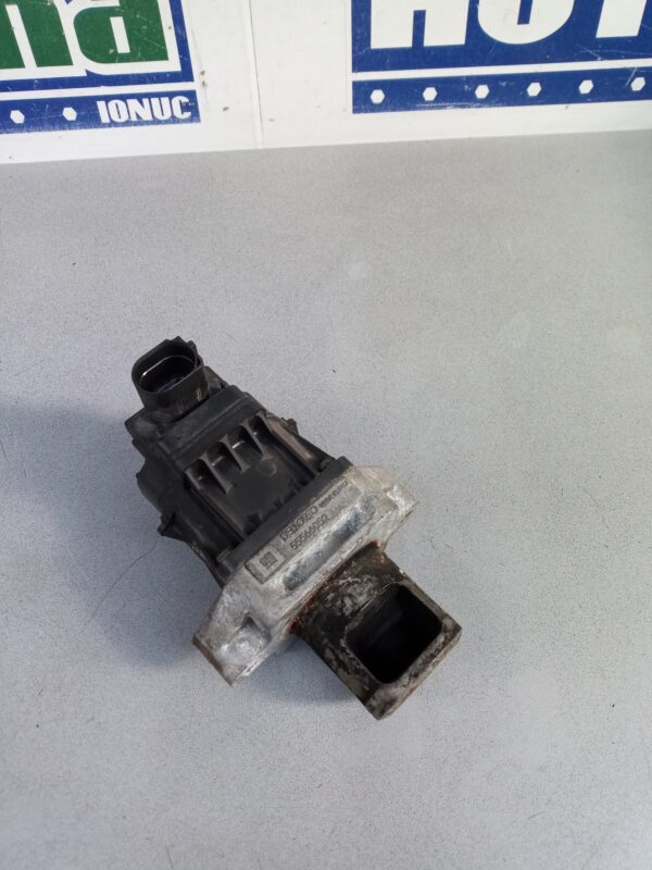 Supapa EGR 55566052 2.0 CDTI Opel Insignia A (G09) 2008-2017