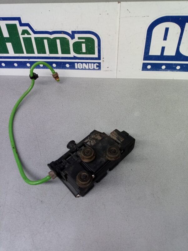 Bloc valve suspensie spate RVH000055 Land Rover