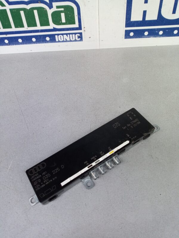 Amplificator antena 4F9035225D Audi A6 4F (C6)  2004-2011