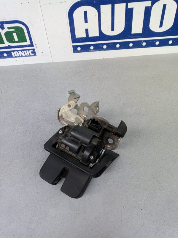 Broasca haion 8R0827505 Audi A3 8V 2013-2019