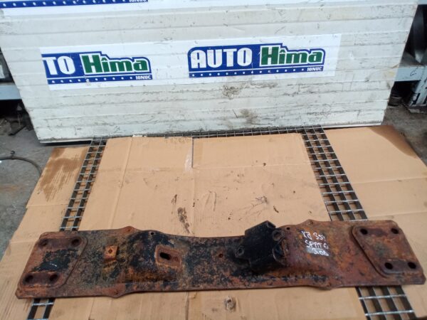 Traversa/suport grup diferential spate fara cod 3.0D Jaguar XJ X351  2010-prezent