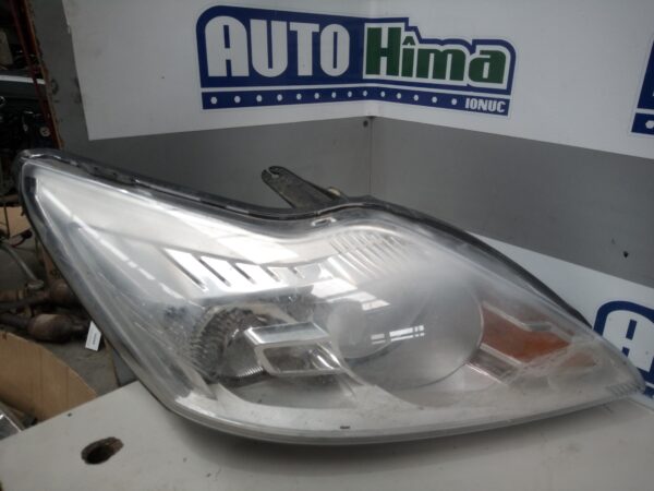 Far dreapta fara cod (facelift) Ford Focus 2  2004-2010