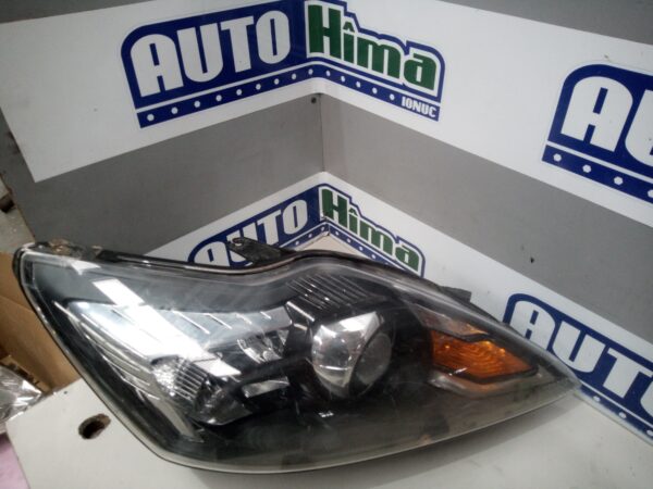 Far dreapta fara cod (facelift) Ford Focus 2  2004-2010
