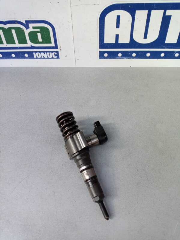 Injector Siemens Continental 03G130073S 2.0 TDI Volkswagen PASSAT B6 2005-2011