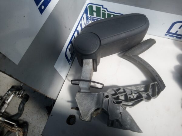 Cotiera cu frana de mana  8P0864207B 8P0711303B Audi A3 8P  2003-2012
