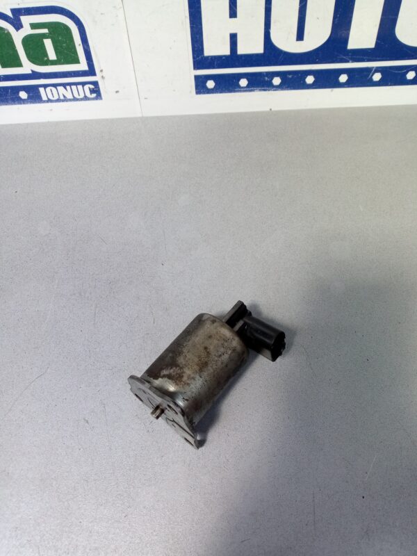 Valva EGR H7700107471 8200360200 1.9 DCI Renault Kangoo 1  1997-2007
