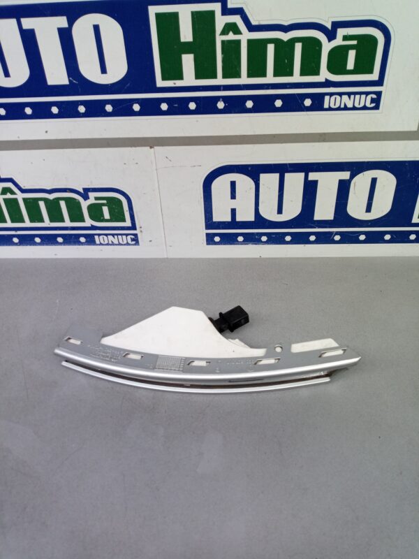 Semnalizare bara fata stanga 3C0807717A Volkswagen PASSAT B6  2005-2011