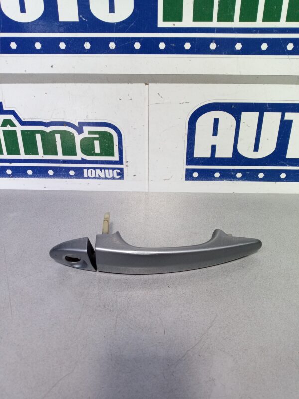 Maner exterior usa dreapta fata fara cod BMW X3 E83 2003-2010