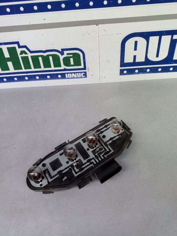 Soclu stop dreapta 7H0945258A Volkswagen T5 2003-2015