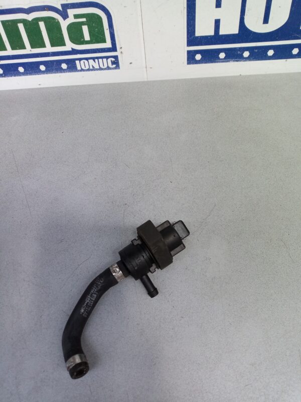Supapa combustibil 078133517H 2.7 B Audi A4 B5  1994-2001 2.7 B