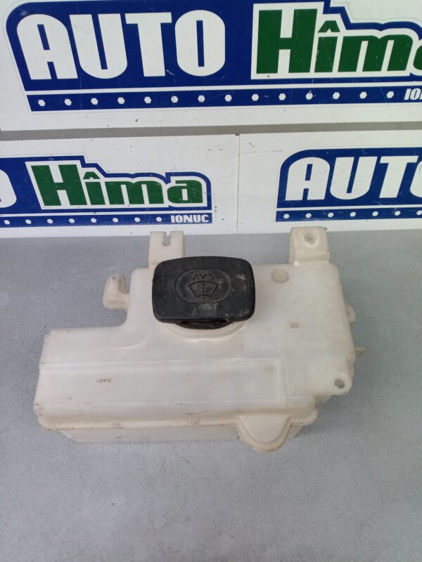 Rezervor lichid parbriz fara cod Nissan Cabstar 2  1999-2006