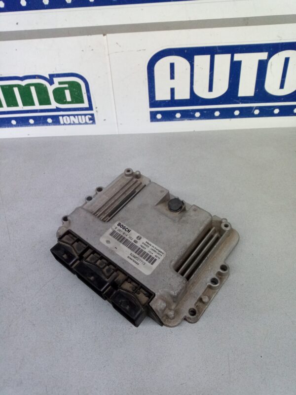 Calculator motor 8200527713 8200762660 0281014352 1.9 DCI Renault Laguna 2  2001-2007