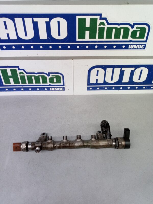 Rampa injectoare 03L125C 2.0 TDI Audi A3 8V 2013-2019