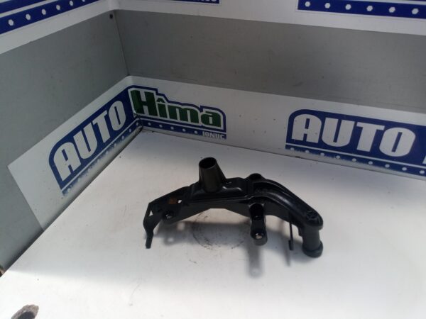 Conducta plastic la sorb ulei motor A6511801451 / 2.2CDI Mercedes-Benz C-Class W204 2007-2015 2.2CDI