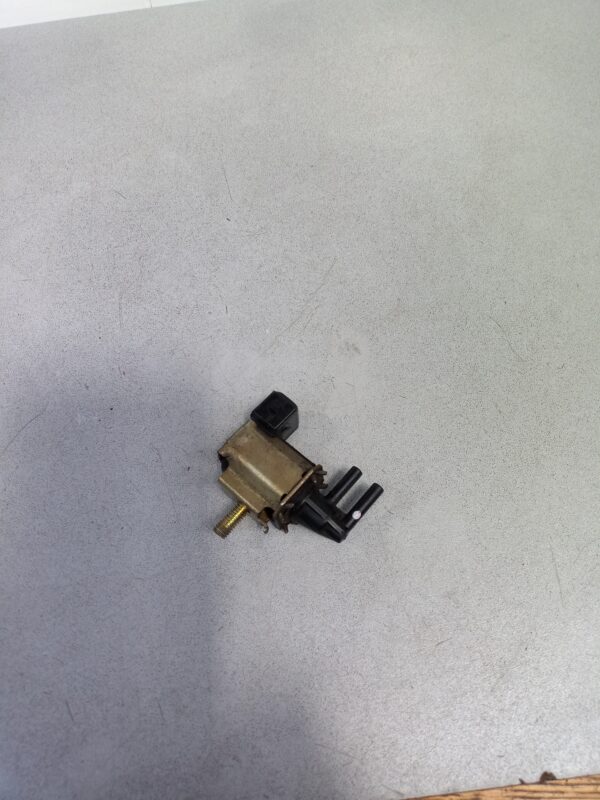 Supapa vacuum K5T48277 1.8 GDI Mitsubishi Carisma 1995-2004