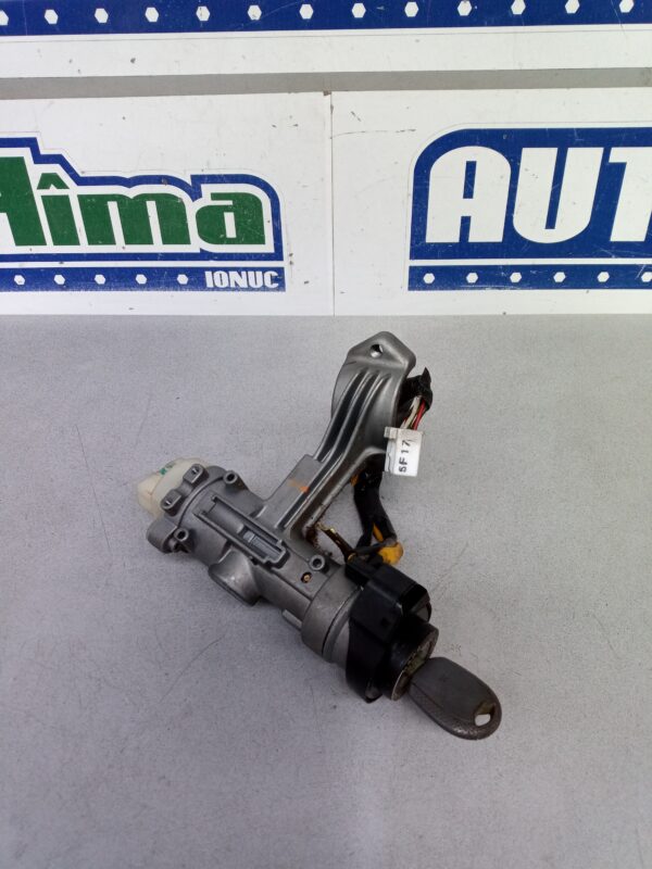 Contact cu cheie fara cod Hyundai Tucson MK1 (JM) 2004-2009