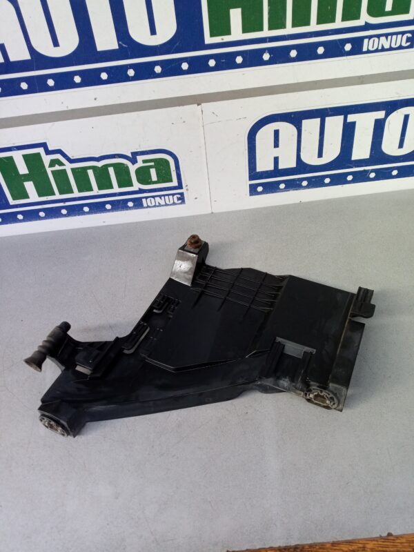 Suport far stanga 89392979 Audi A5 8T  2007-2016
