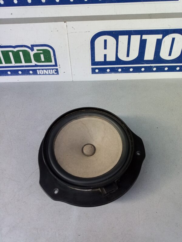Boxa fata A2049062401 Mercedes-Benz C-Class W204 2007-2015