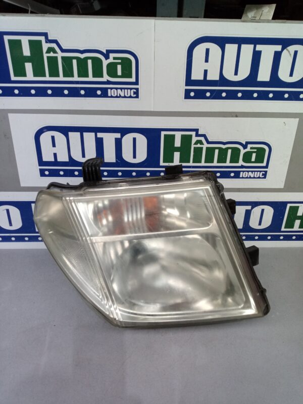 Far dreapta 26010-EB30B (Cu defect) Nissan Navara D40 2004-2021