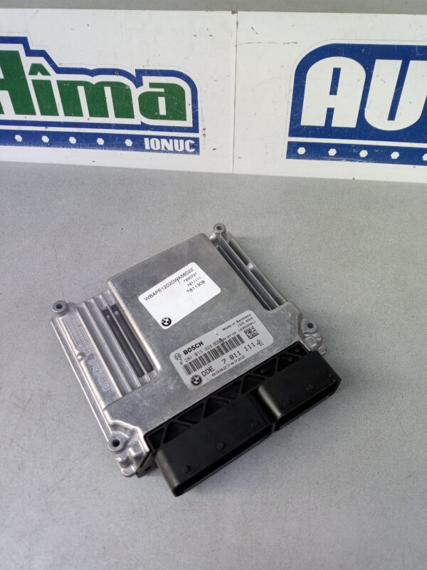 Calculator motor 7811111-01 0281013924 2.0 D BMW X3 E83  2003-2010 2.0 D