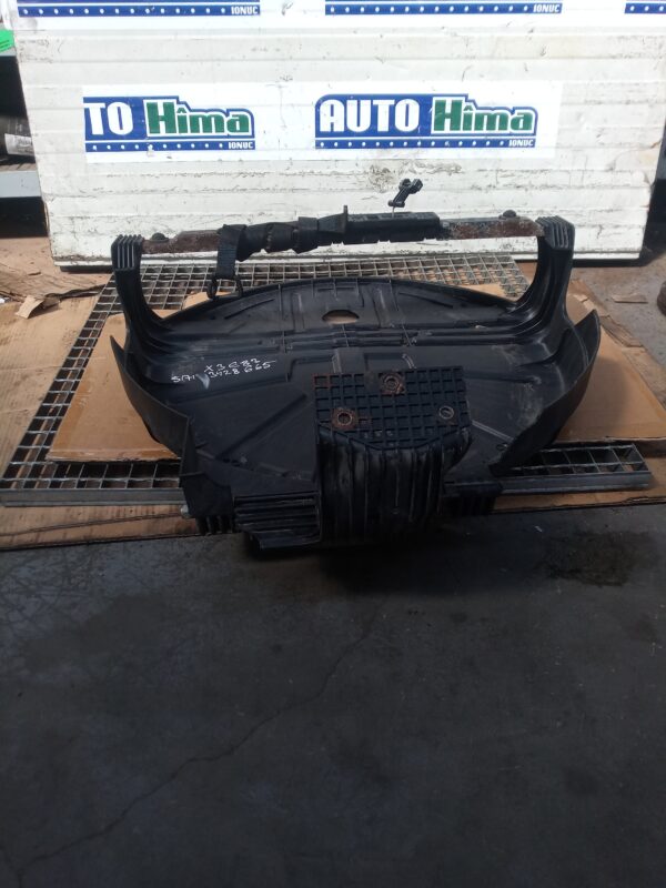 SUPORT roata de rezerva in portbagaj 51713428665 (plastic) BMW X3 E83  2003-2010