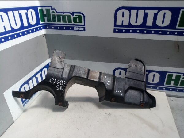 Deflector aer  stanga la radiatoare 3403295 (plastic) BMW X3 E83  2003-2010