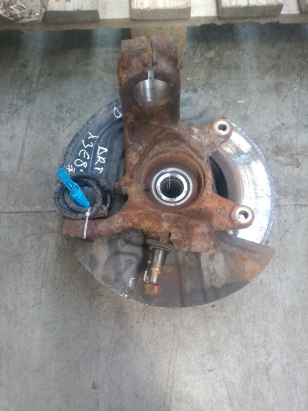 Fuzeta fata dreapta fara cod 2.0D BMW X3 E83  2003-2010