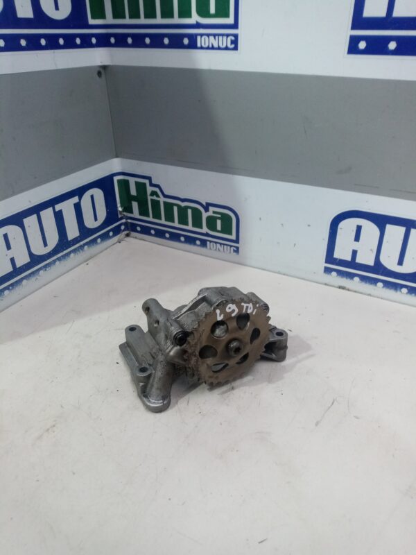 Pompa ulei motor 038115105D / 1.9TDI Audi A4 B6 2000-2005 1.9TDI