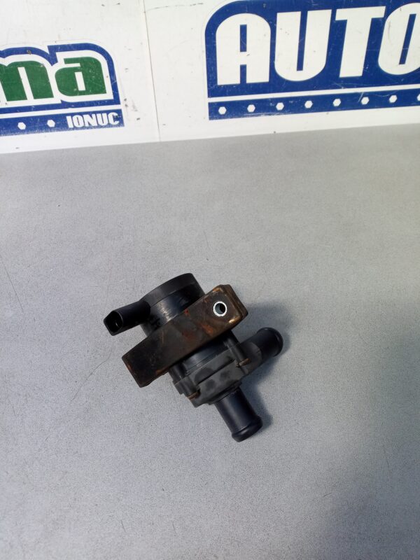 Pompa recirculare apa 1K0965561F 1.4 TFSI Audi A3 8P  2003-2012