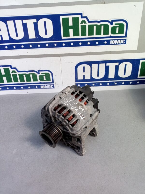 Alternator 8200757870-A 1.9 DCI Renault Megane 3  2008-2016