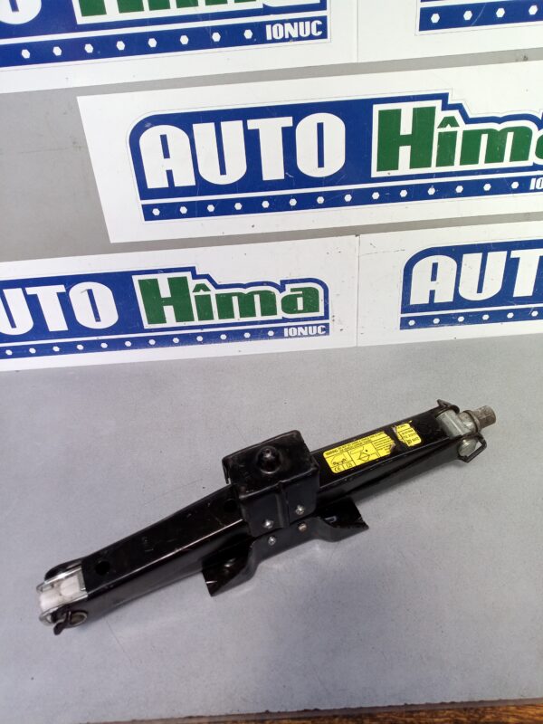 Cric auto 8101984 Opel Vivaro A  2001-2014