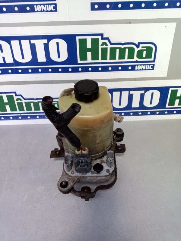 Pompa servodirectie electro-hidraulica 4M513K514CA 1.6 TDCI Ford Focus 2 2004-2010